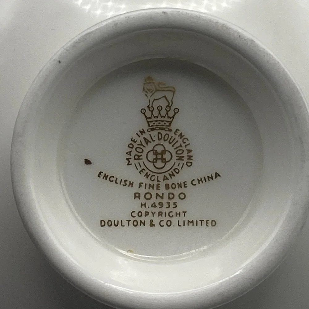 Royal Doulton Rondo Cream Soup Bowl (s) w/ saucer White Gold Vintage Cottagecore